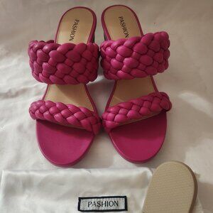 Pashion Footwear Slide Orchid Braid Sandal size 7